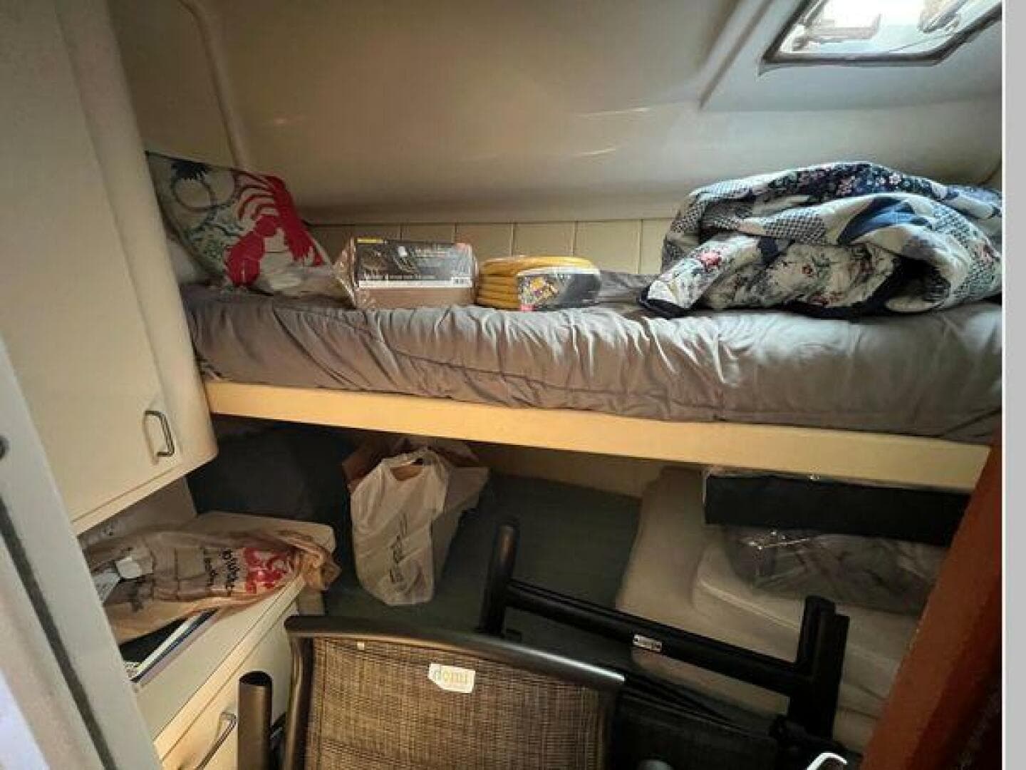 1993 Mainship Sedan Bridge — photo 12