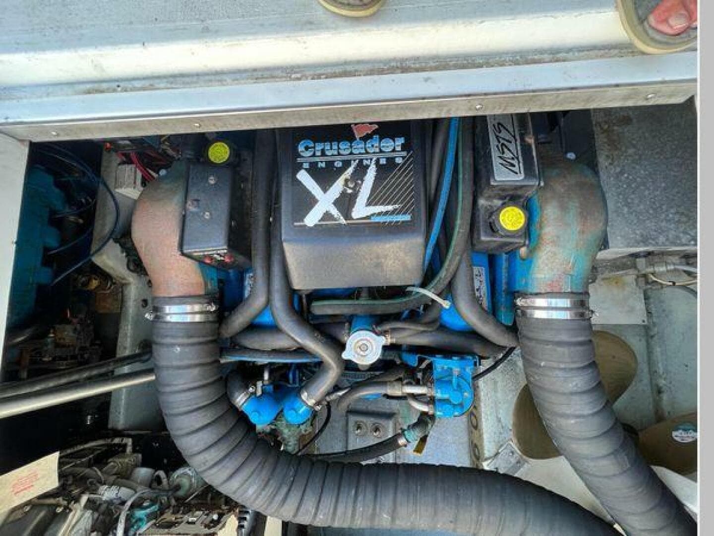 1993 Mainship Sedan Bridge — photo 18