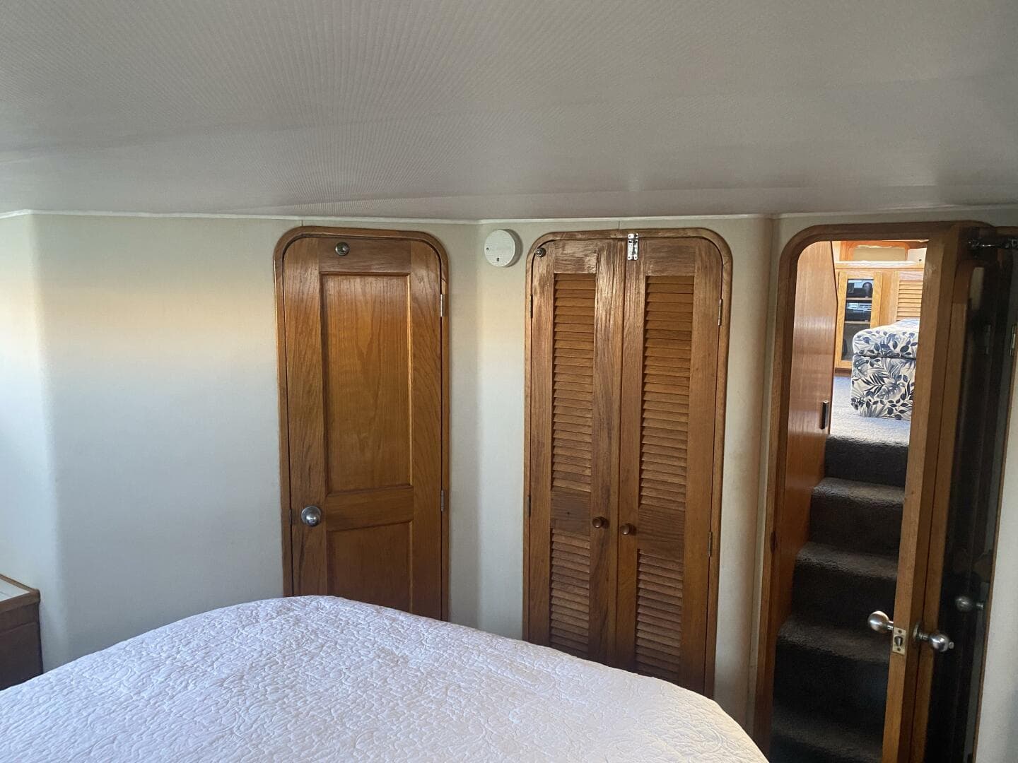 1989 Chris-Craft 427 Catalina — photo 7