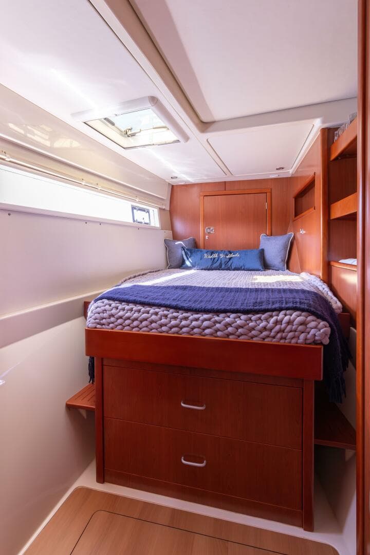 2013 Leopard 48 — photo 23