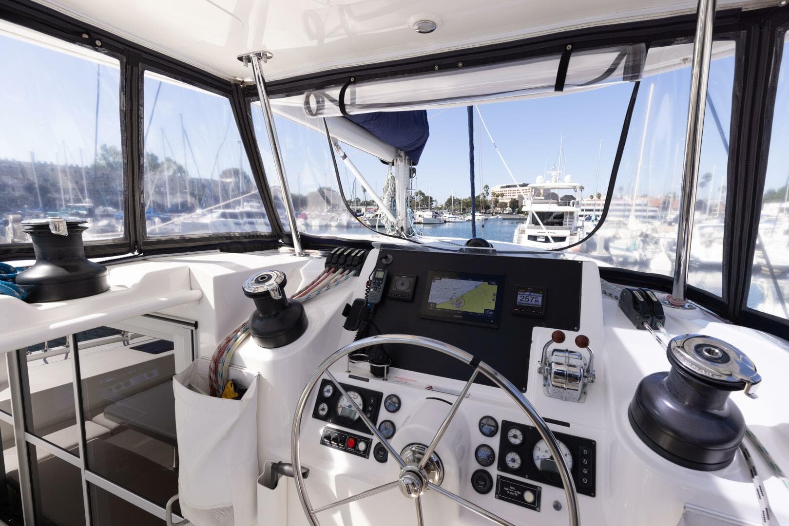 2013 Leopard 48 — photo 6