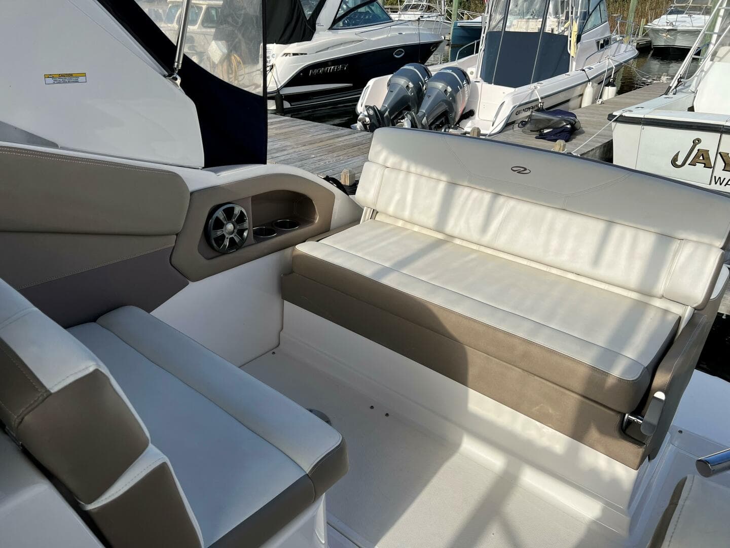 2017 Regal 28 Express — photo 18