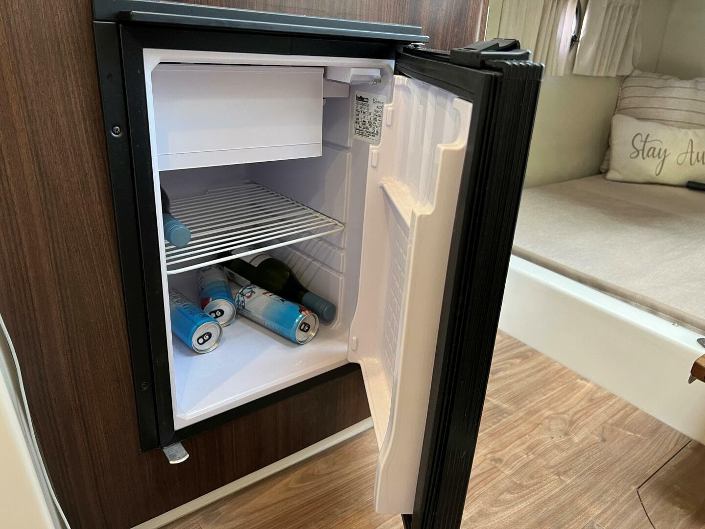 2017 Regal 28 Express — photo 31