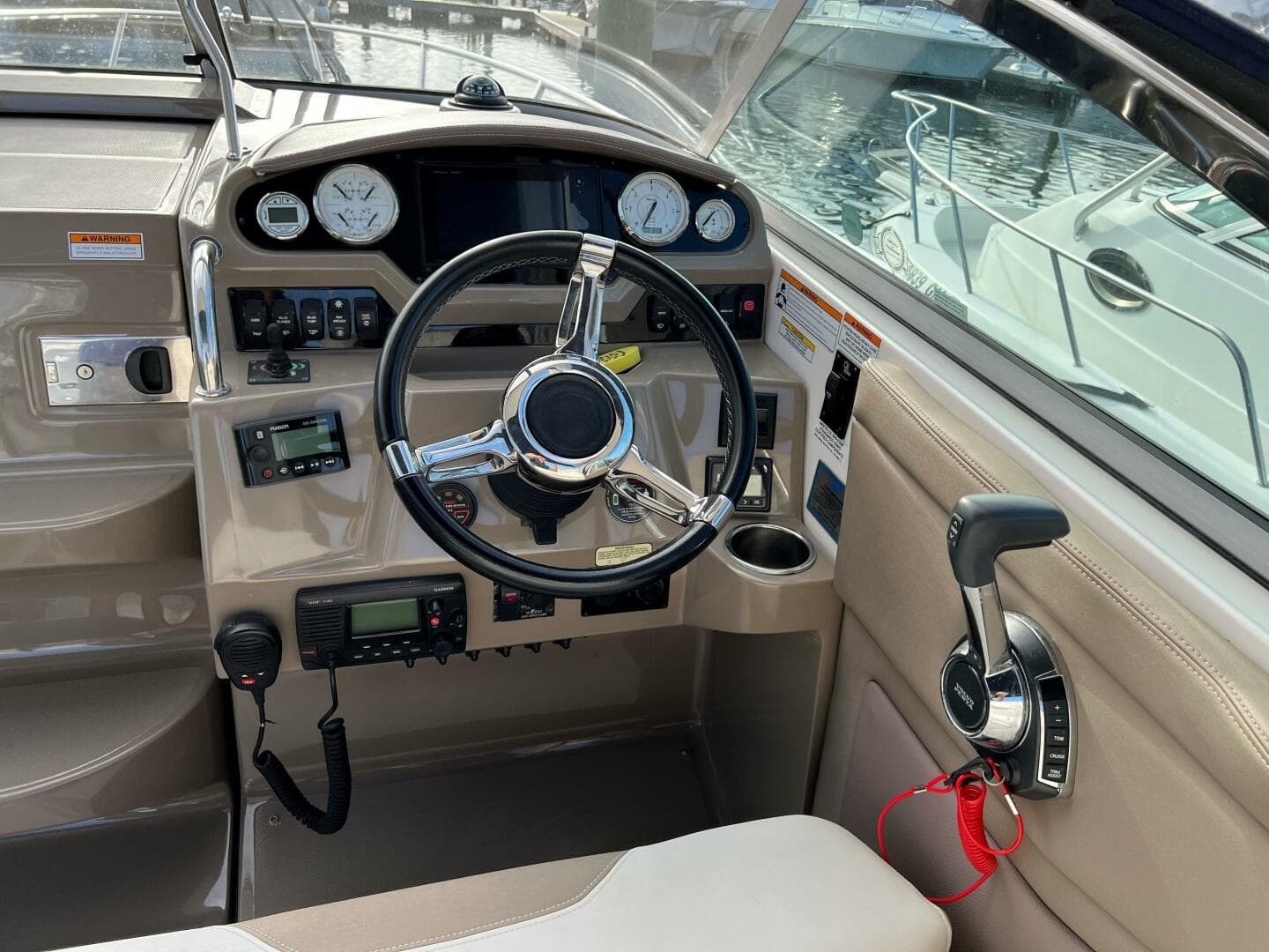 2017 Regal 28 Express — photo 13