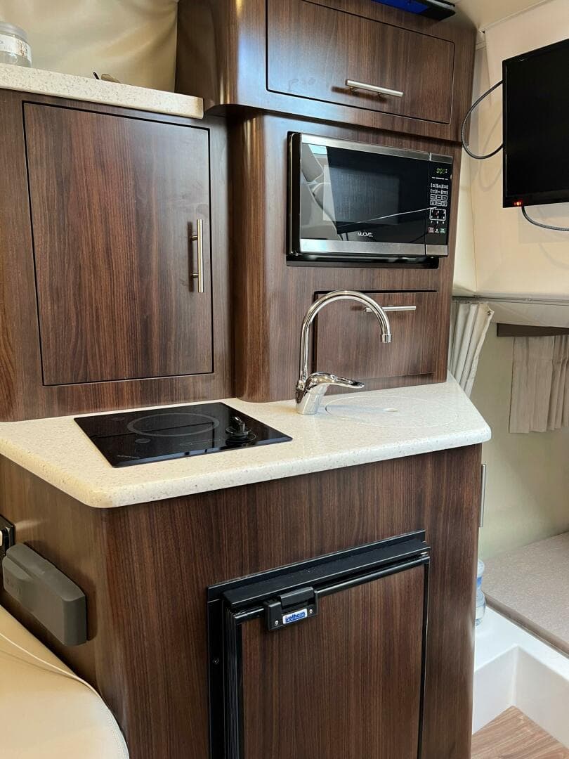 2017 Regal 28 Express — photo 26