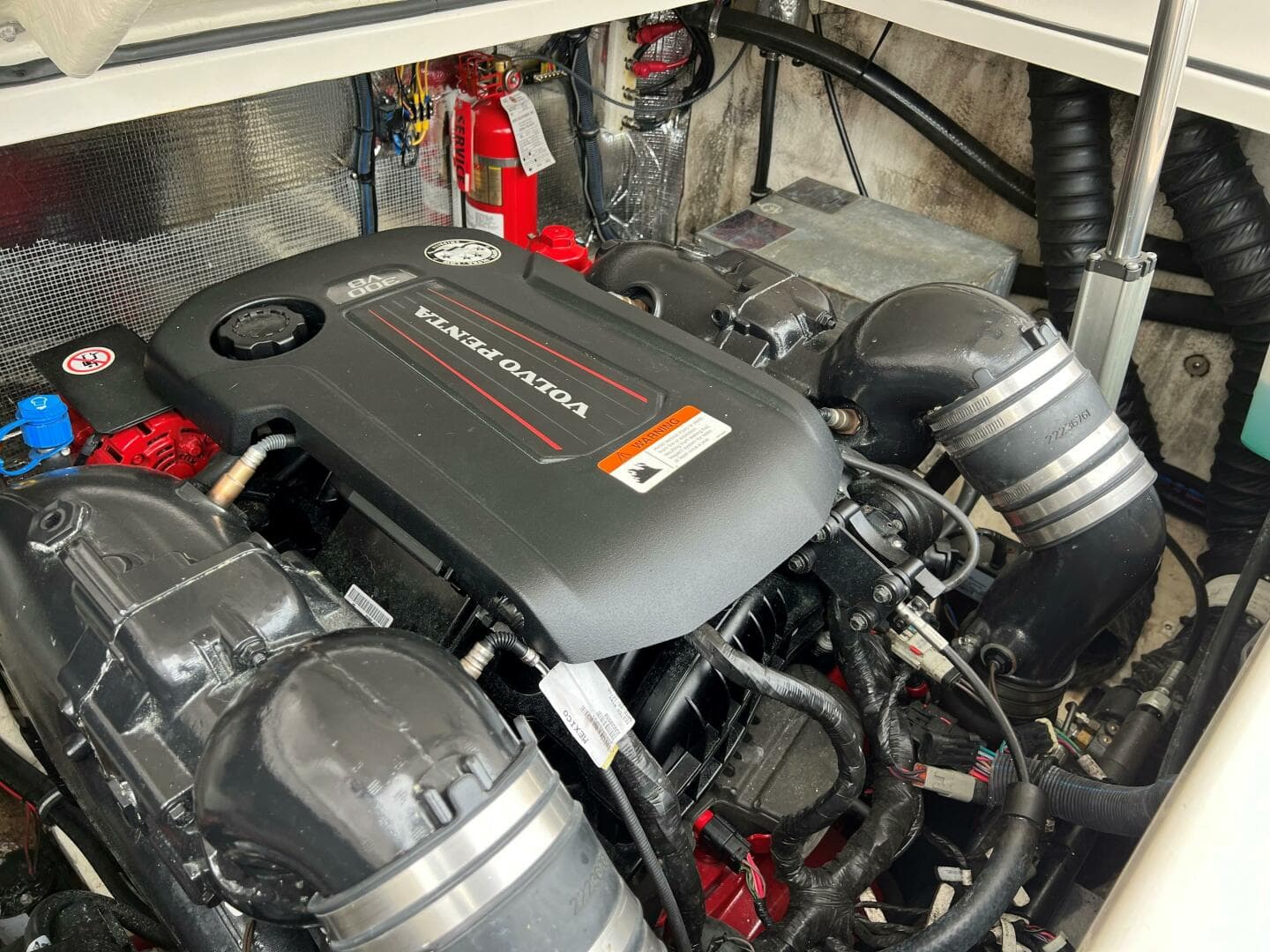 2017 Regal 28 Express — photo 34