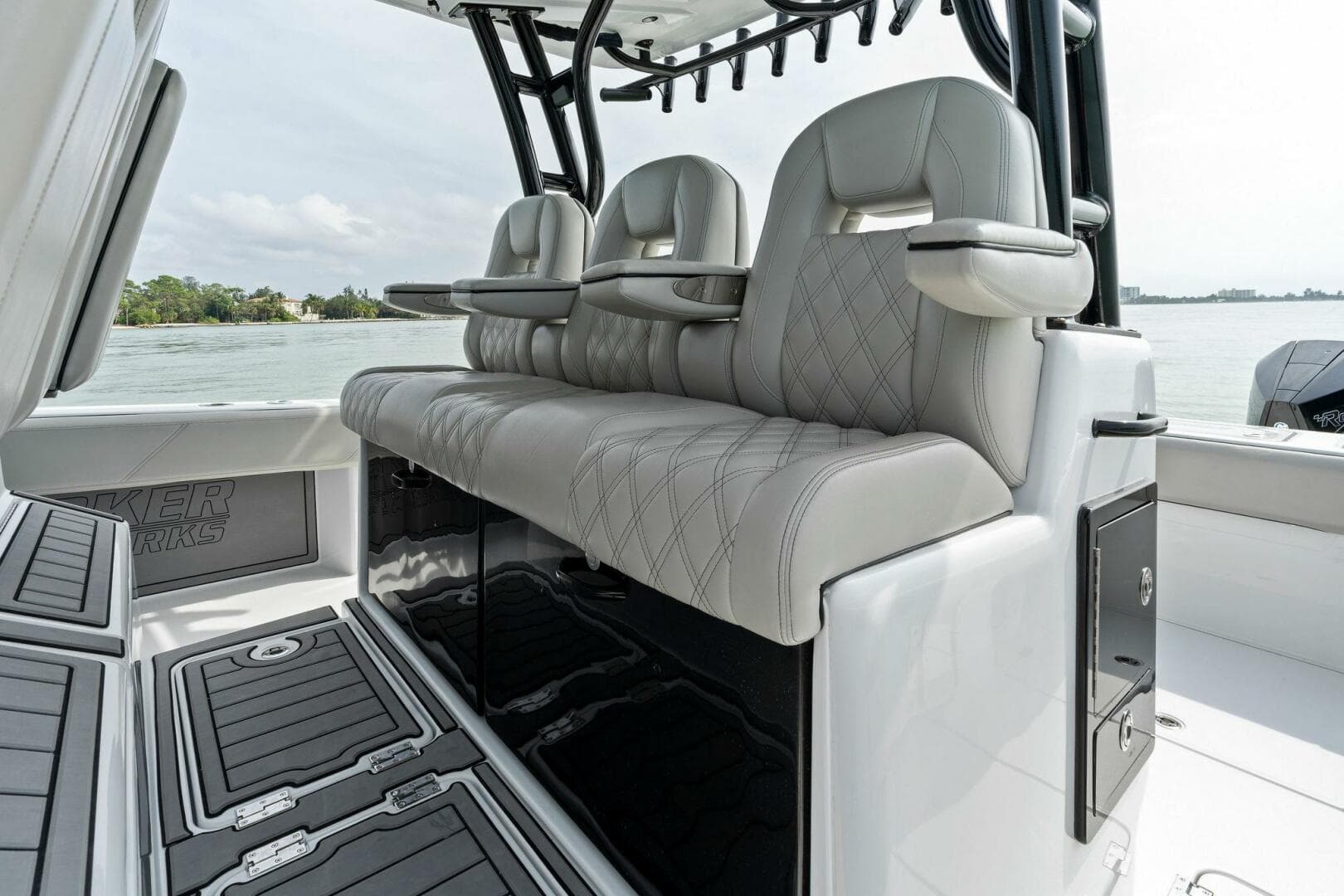 2022 Barker Boatworks 40 High Performance Cat — photo 22