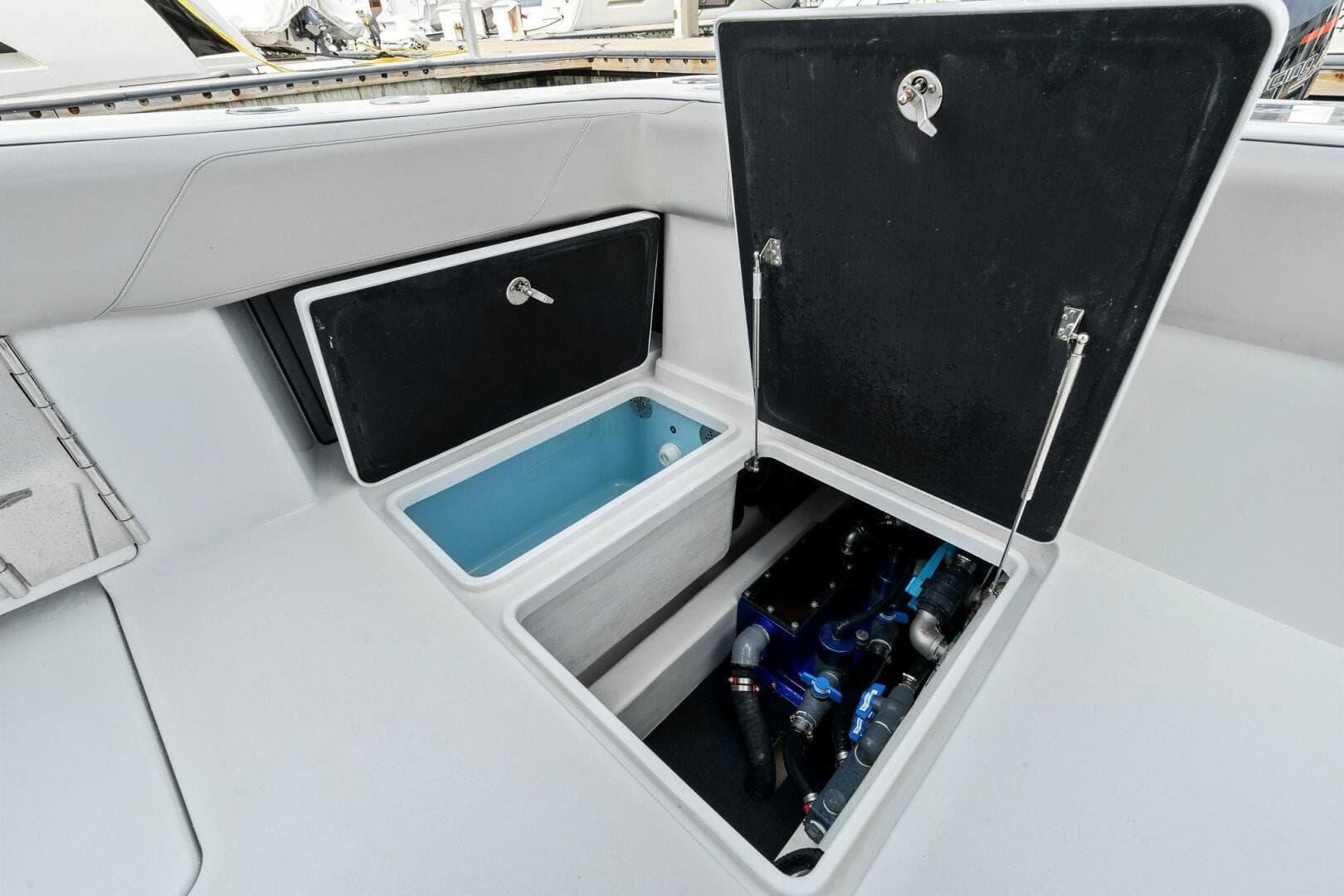 2022 Barker Boatworks 40 High Performance Cat — photo 53