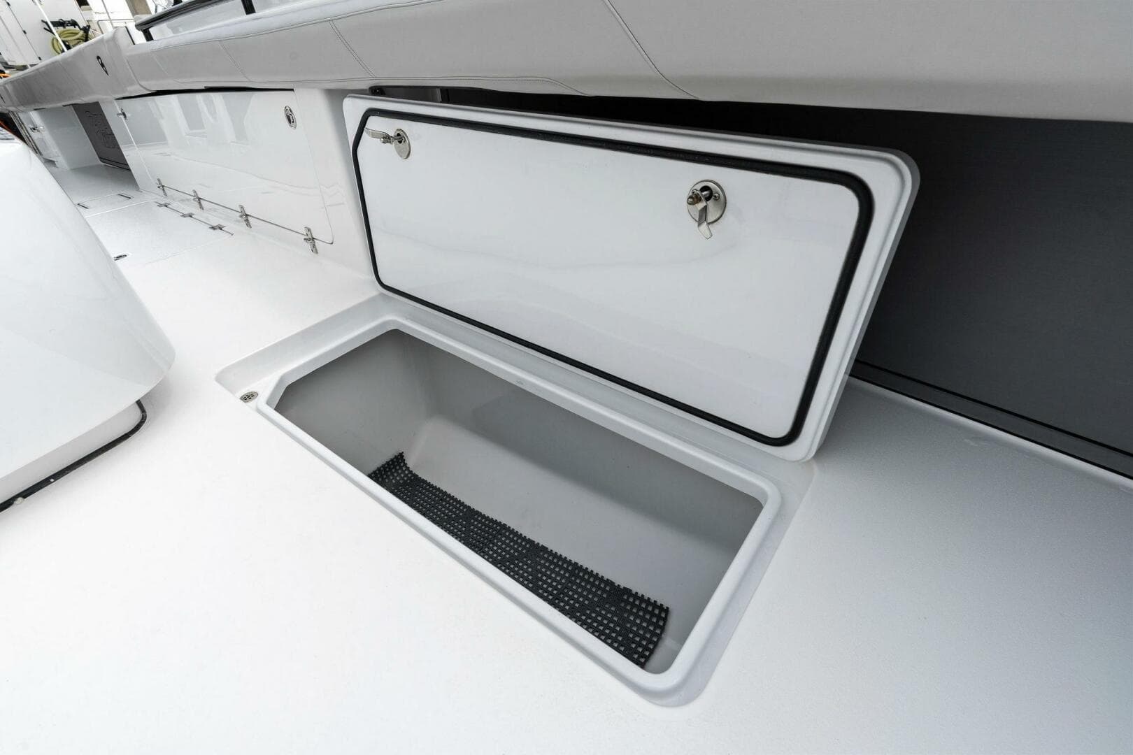 2022 Barker Boatworks 40 High Performance Cat — photo 51