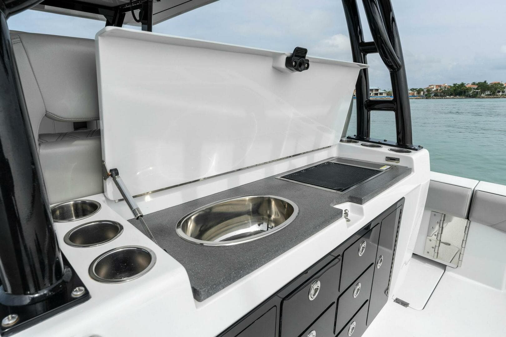 2022 Barker Boatworks 40 High Performance Cat — photo 9