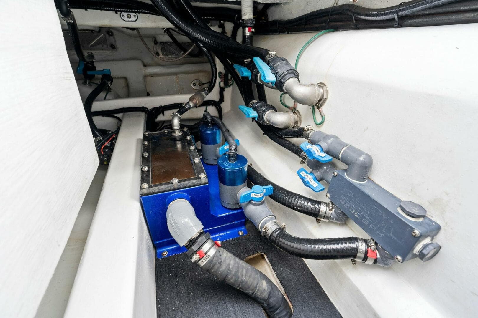 2022 Barker Boatworks 40 High Performance Cat — photo 54