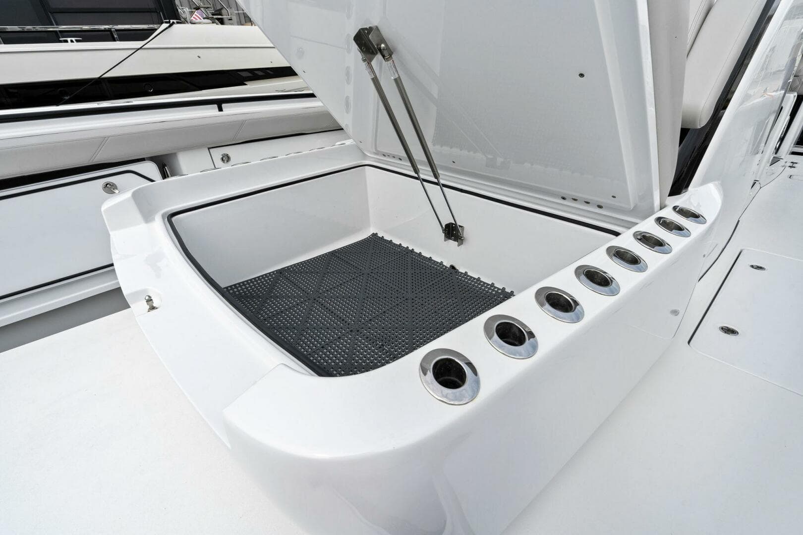 2022 Barker Boatworks 40 High Performance Cat — photo 50