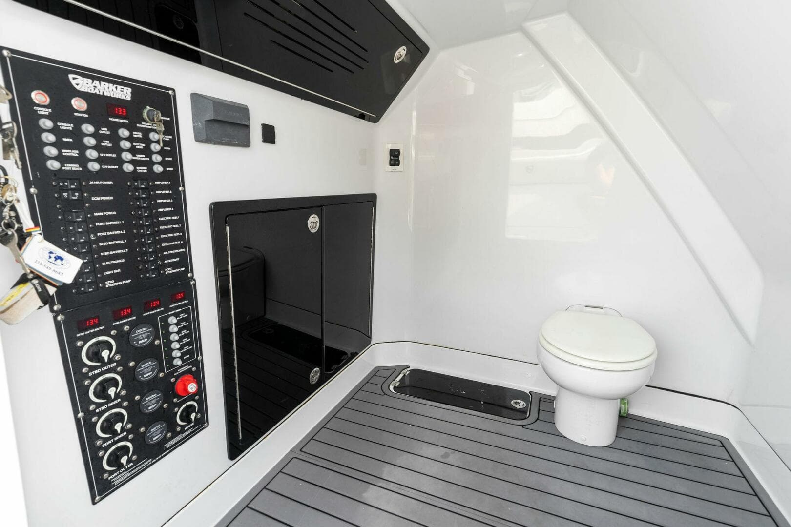 2022 Barker Boatworks 40 High Performance Cat — photo 57