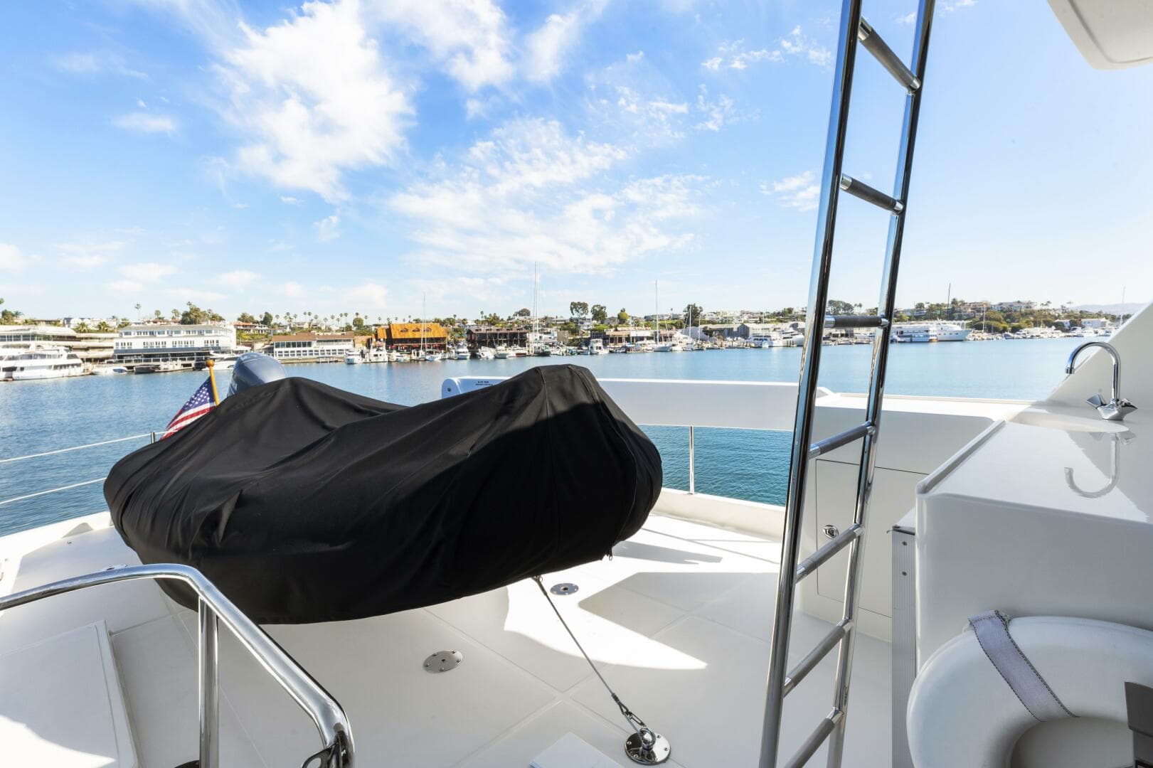 2007 Hampton Cockpit — photo 36