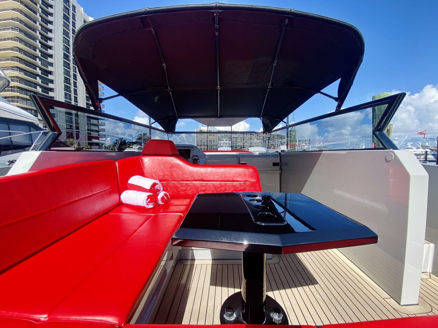 2020 Vanquish Vq 45 — photo 14