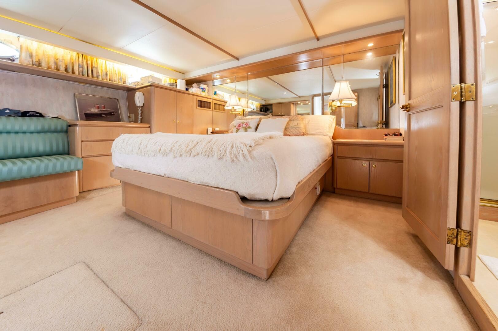 1995 West Bay Sonship — photo 33