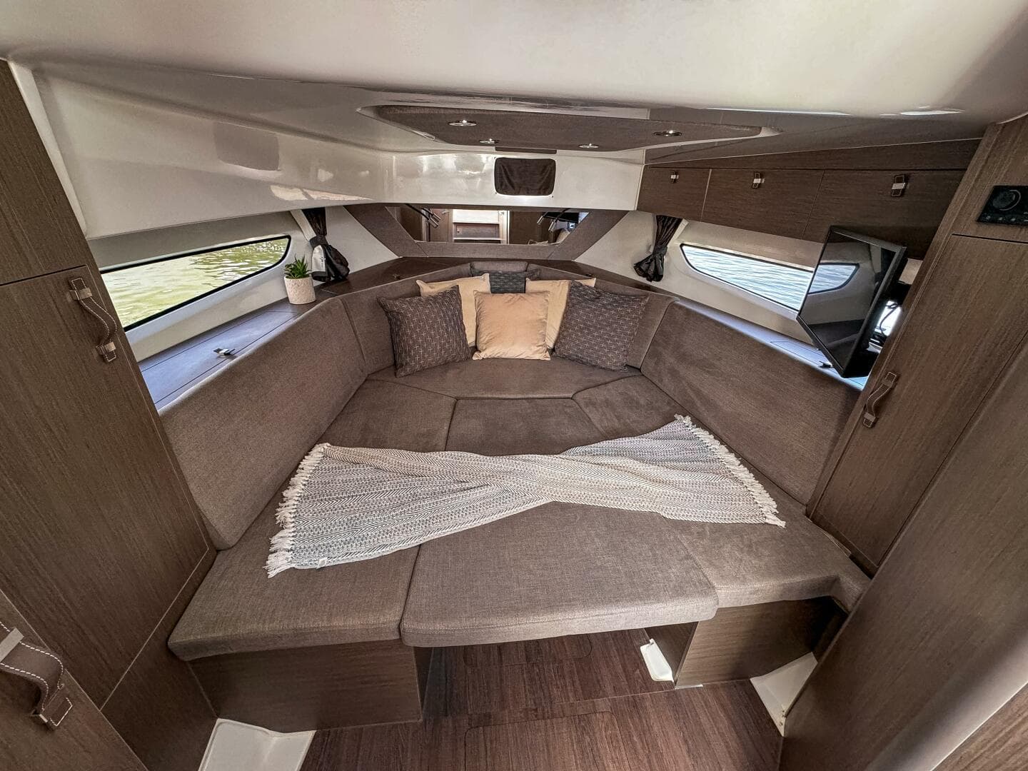 2024 Beneteau Flyer 10 — photo 15