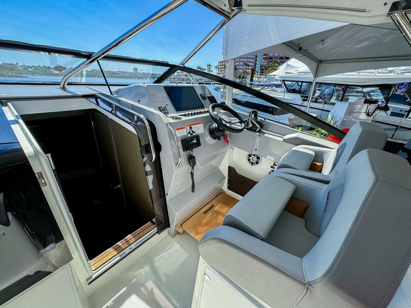 2024 Beneteau Flyer 10 — photo 2