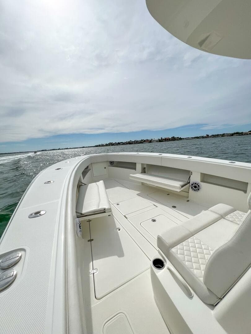 2017 Seavee 390Z Center Console — photo 30