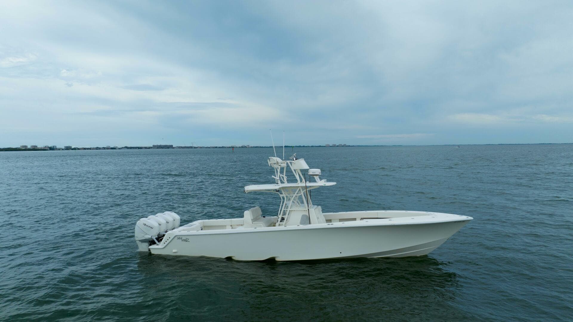 2017 Seavee 390Z Center Console — photo 4