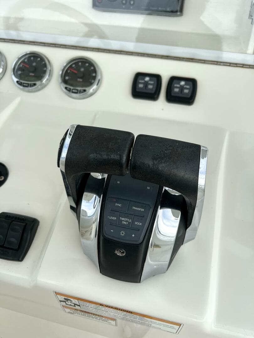 2017 Seavee 390Z Center Console — photo 21