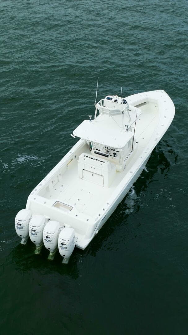 2017 Seavee 390Z Center Console — photo 9