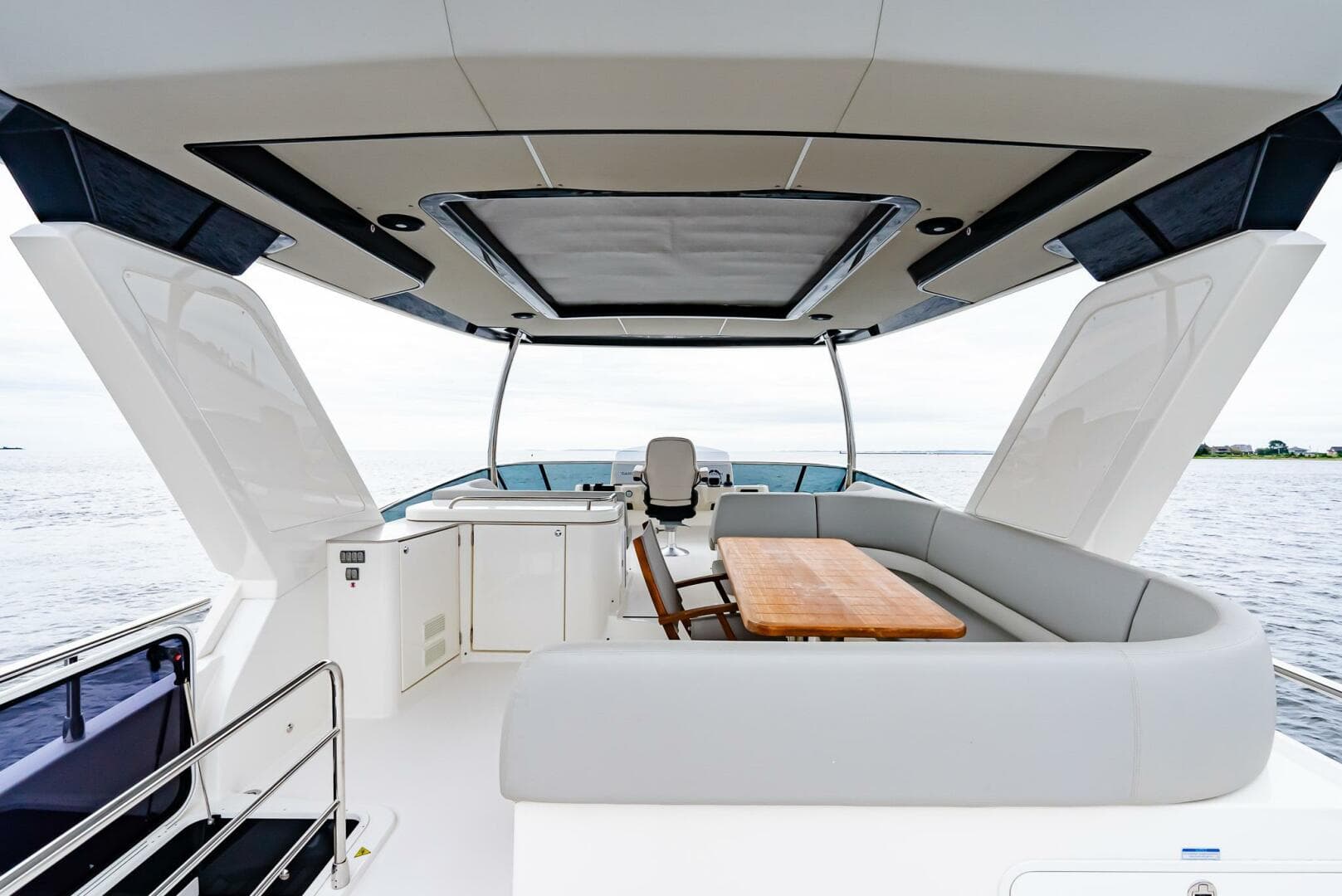 2023 Absolute 52 Navetta — photo 13