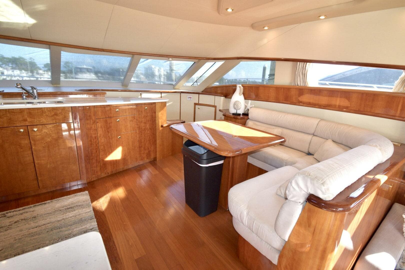 2010 Neptunus My Flybridge — photo 10