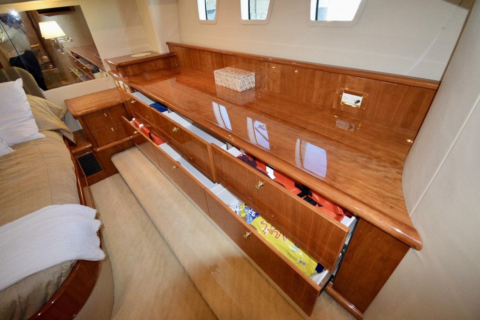 2010 Neptunus My Flybridge — photo 16