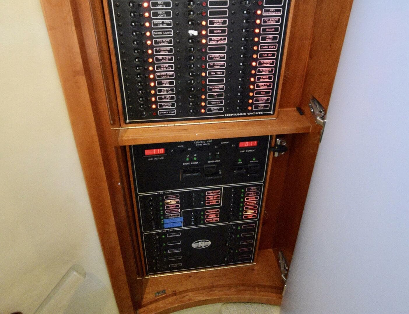 2010 Neptunus My Flybridge — photo 8