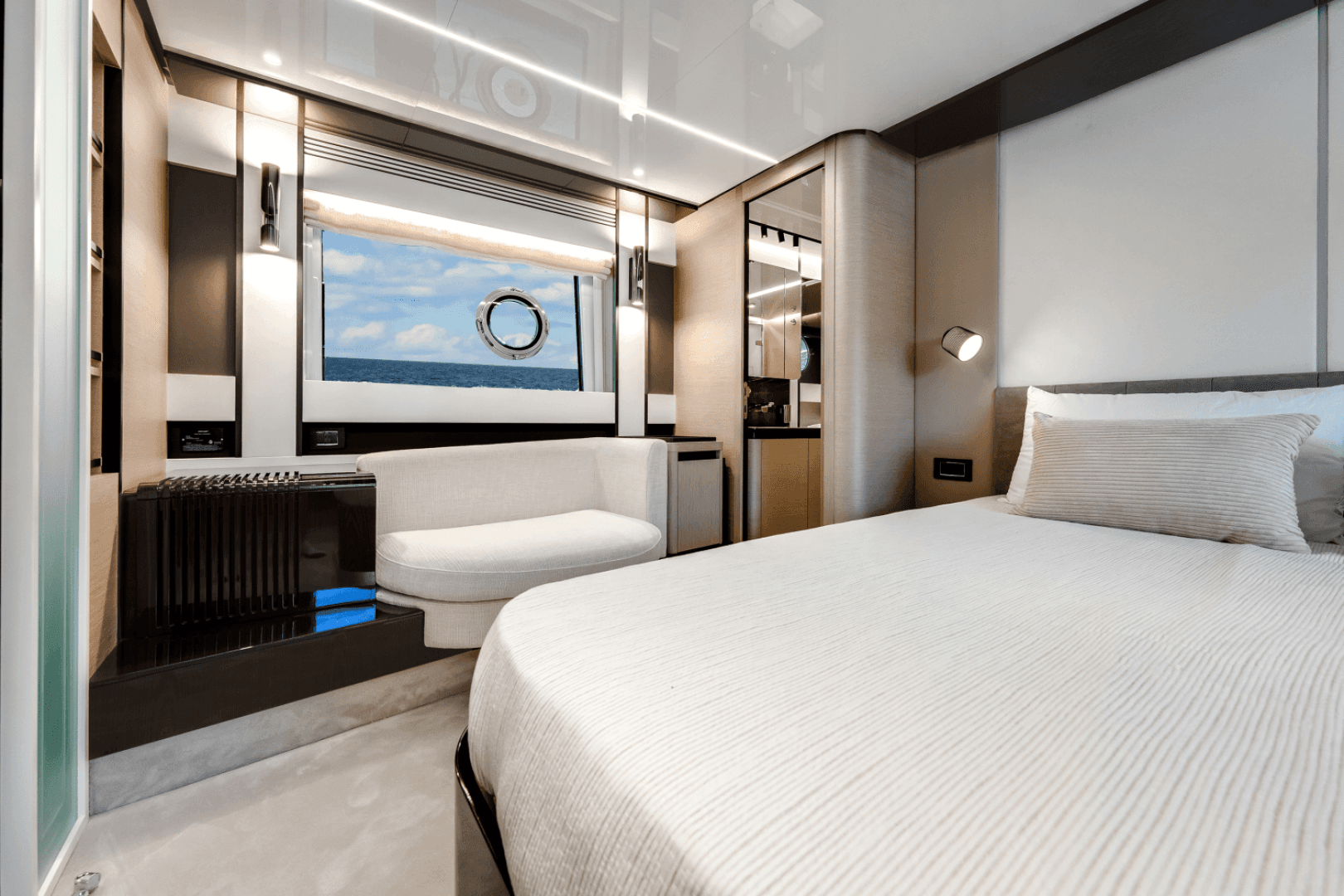 2024 Azimut S8 — photo 40