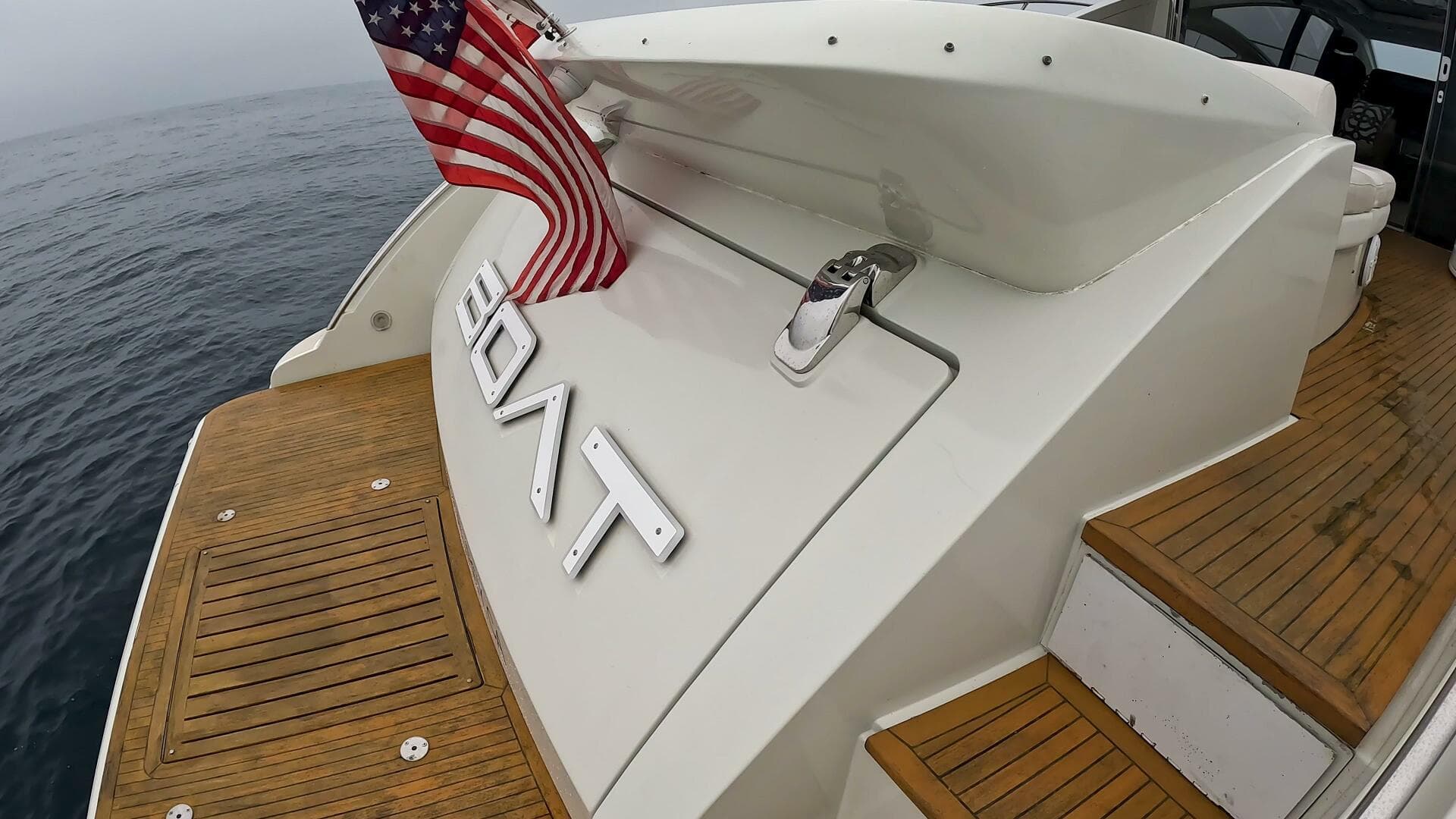 2011 Azimut 68S — photo 42