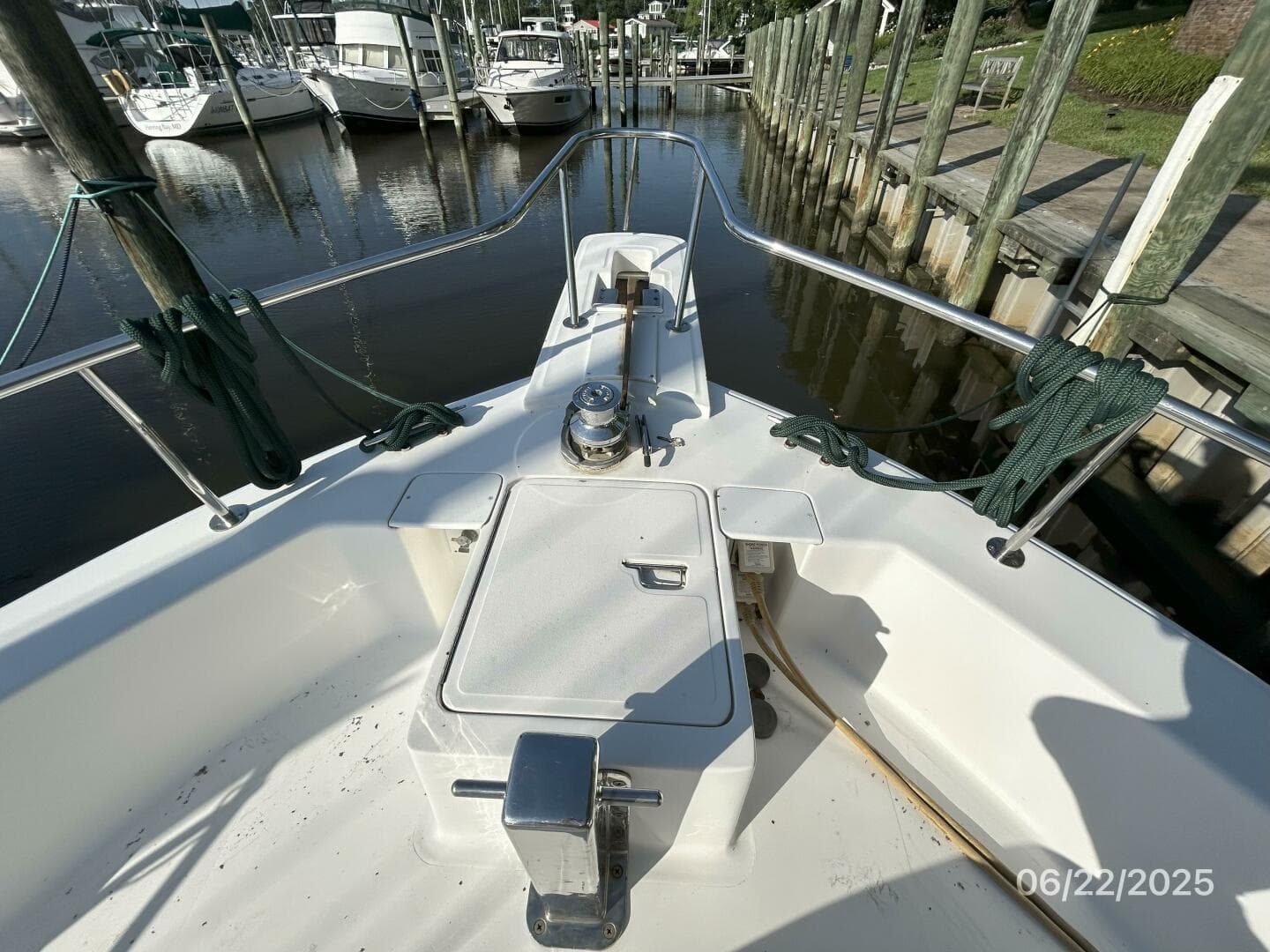2003 Mainship 390 — photo 7