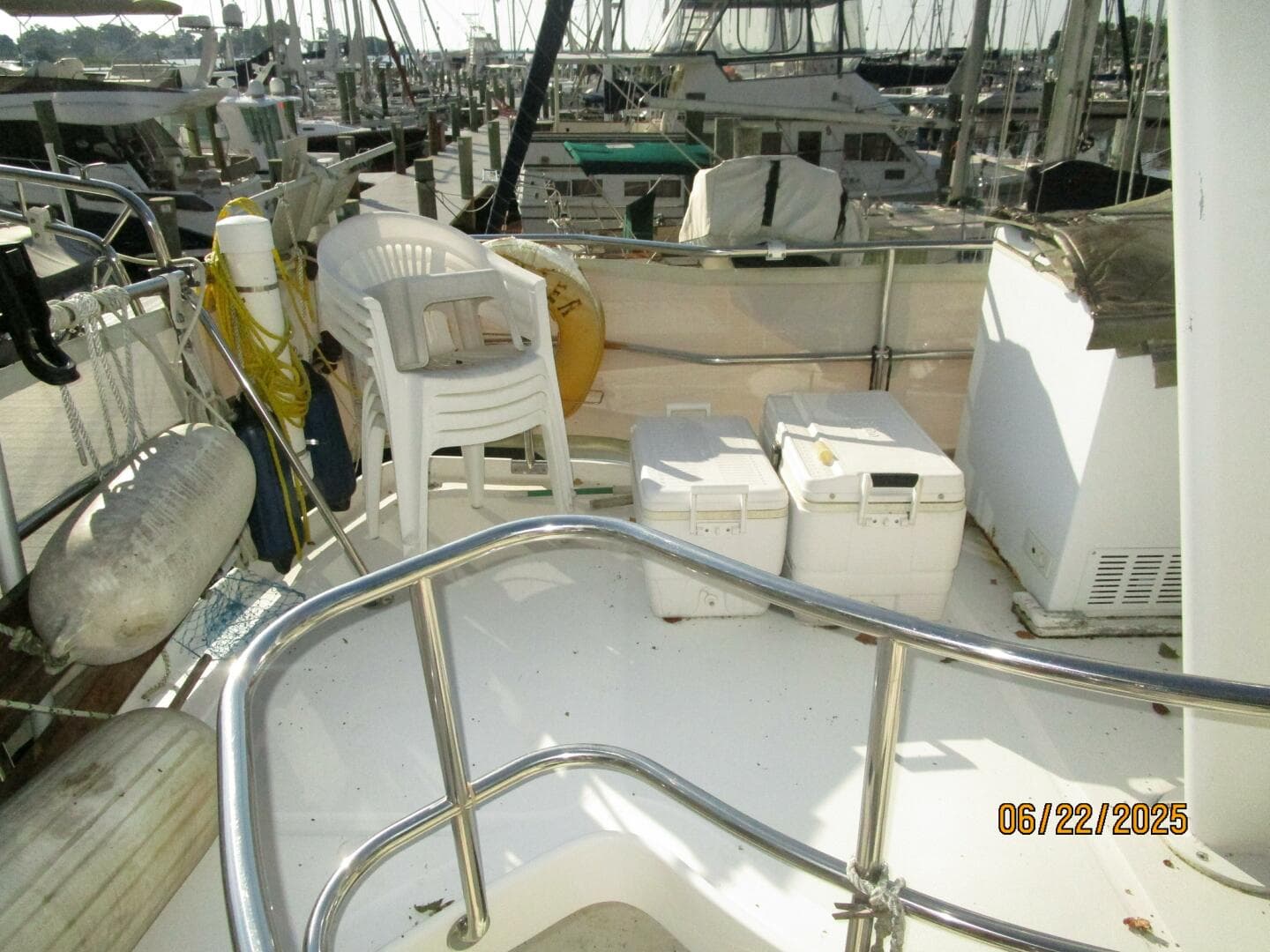 2003 Mainship 390 — photo 26