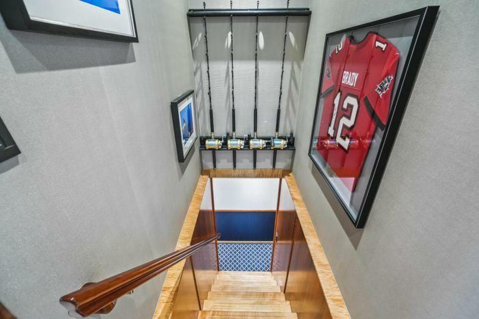 2009 Custom Flybridge — photo 21