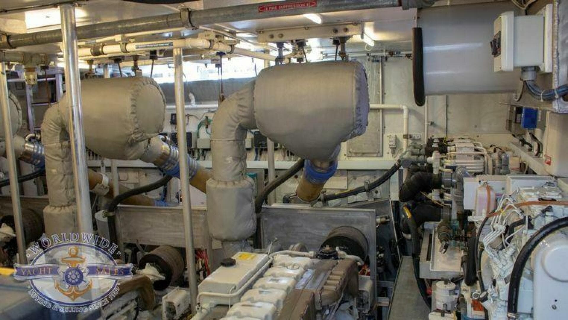 2009 Custom Flybridge — photo 62