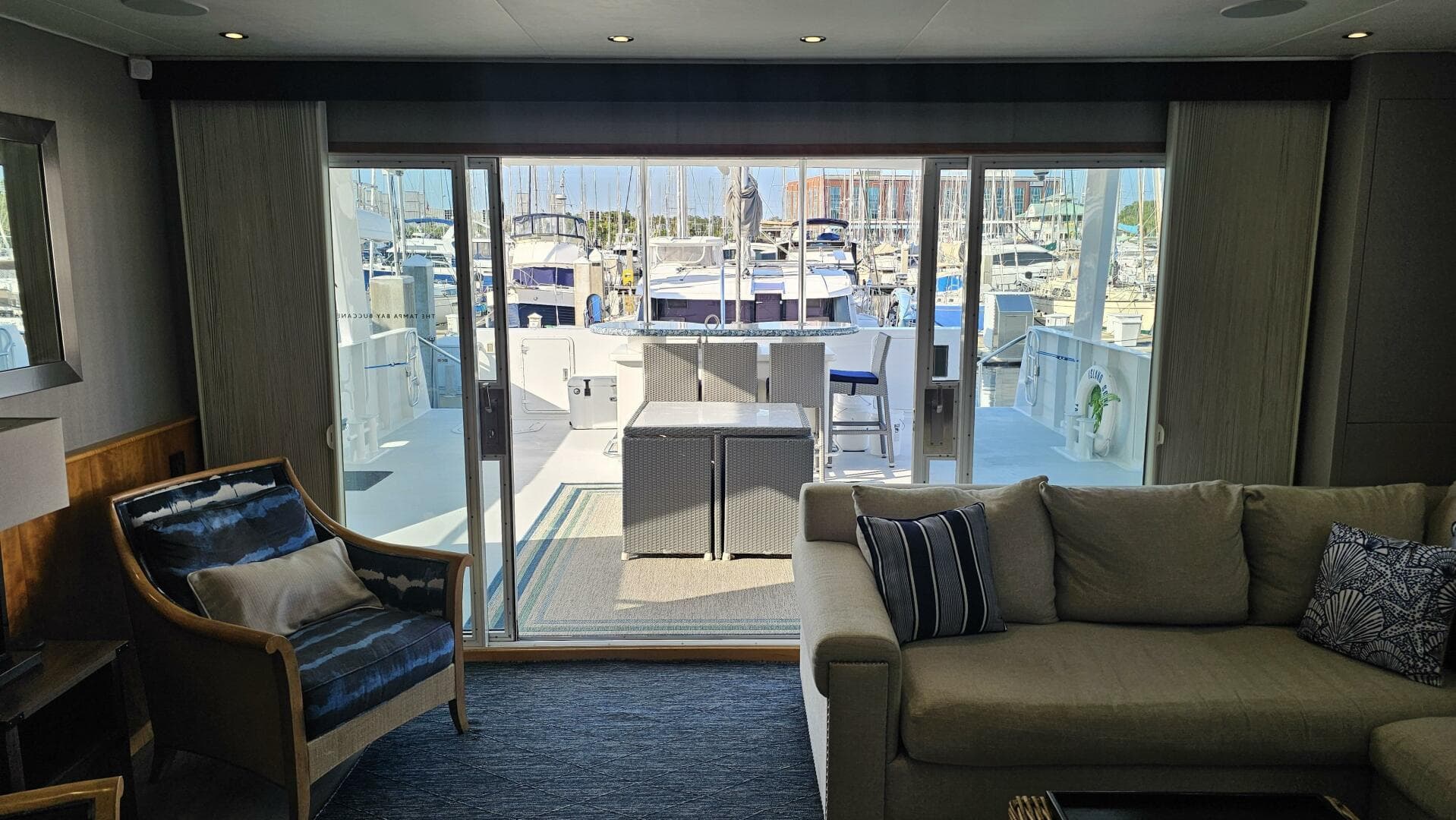 2009 Custom Flybridge — photo 49