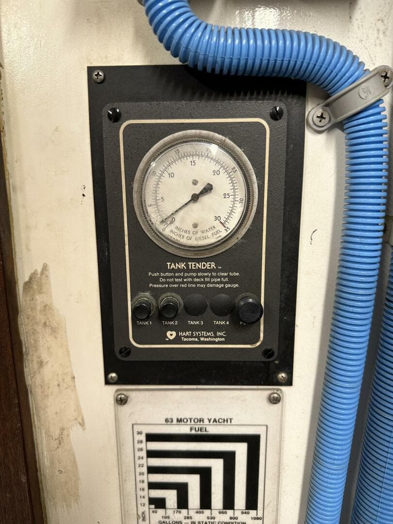 1988 Viking Motor Yacht — photo 75