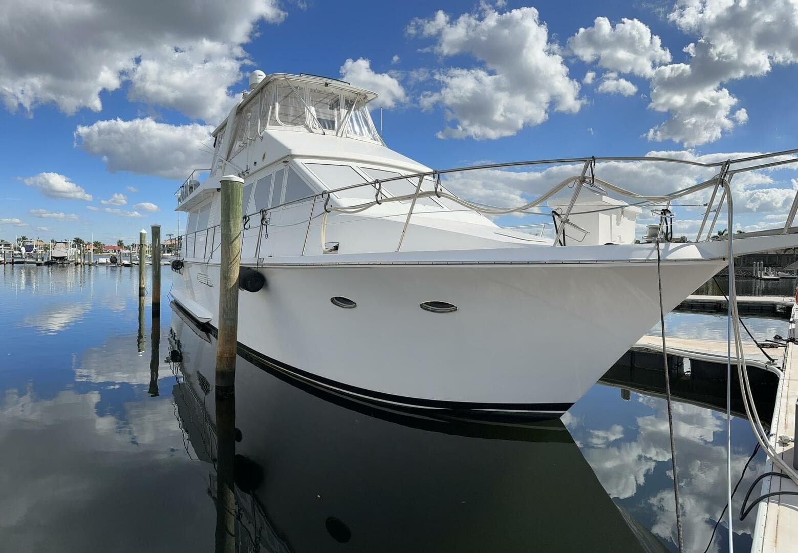 1988 Viking Motor Yacht — photo 30