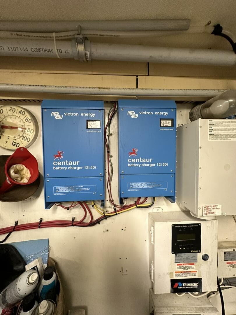 1988 Viking Motor Yacht — photo 67