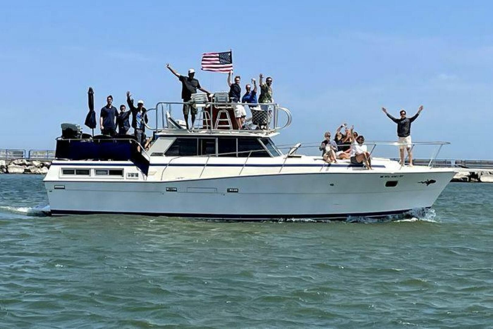 1979 Viking 43 Double Cabin — photo 2