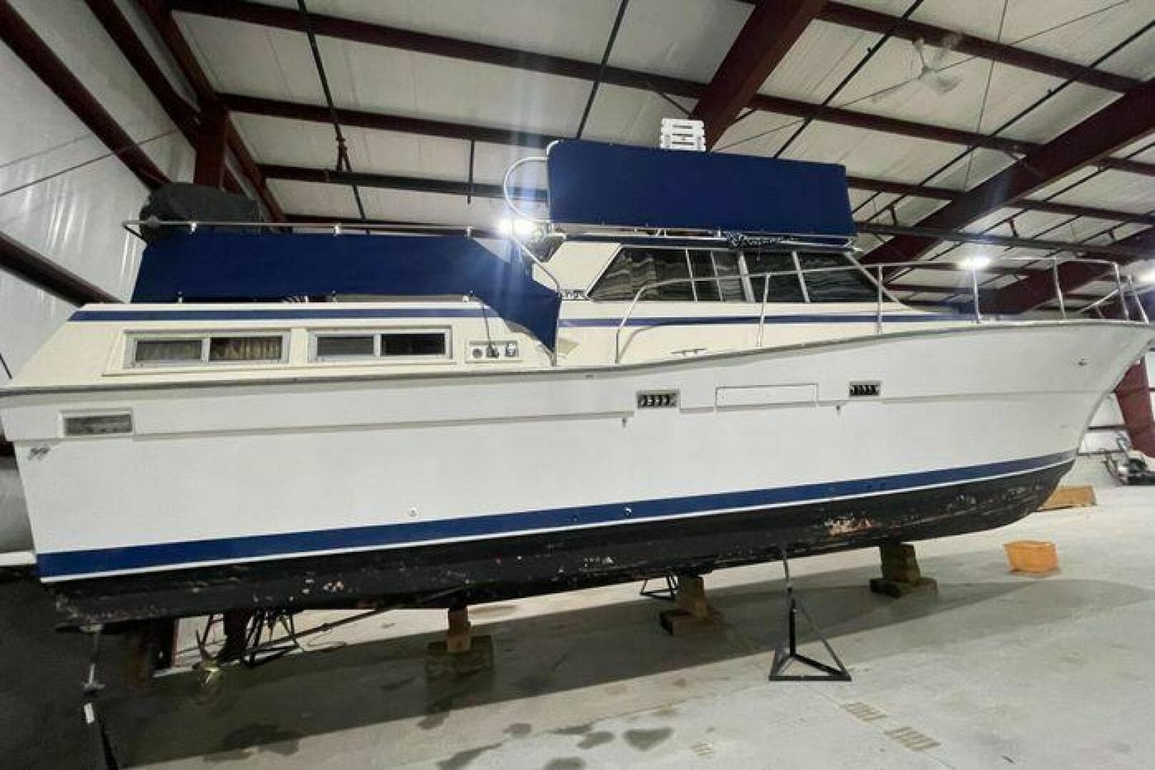 1979 Viking 43 Double Cabin — photo 20