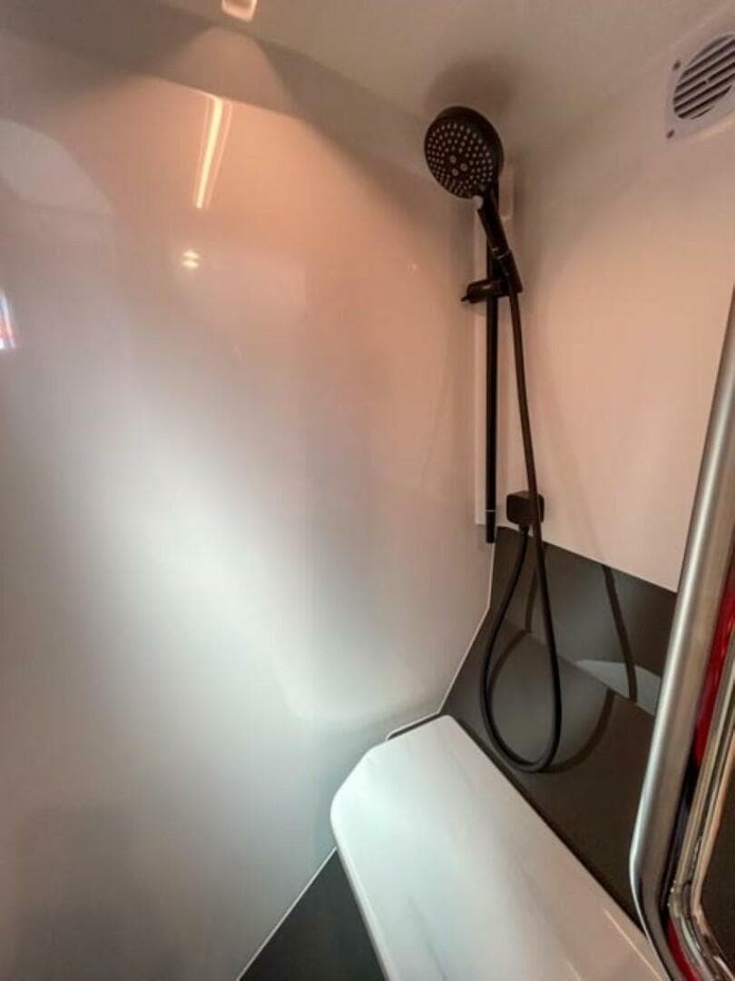 2023 Windy 40 Camira SX — photo 16