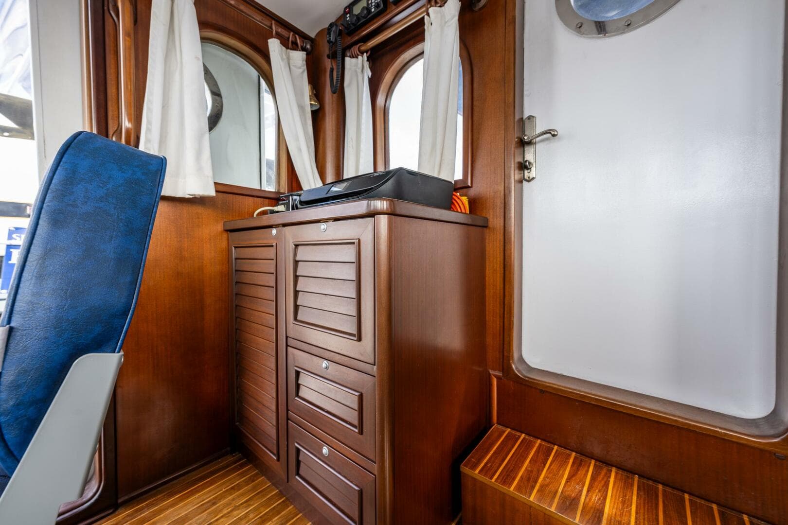 2009 Diesel Duck 41-Plus — photo 37