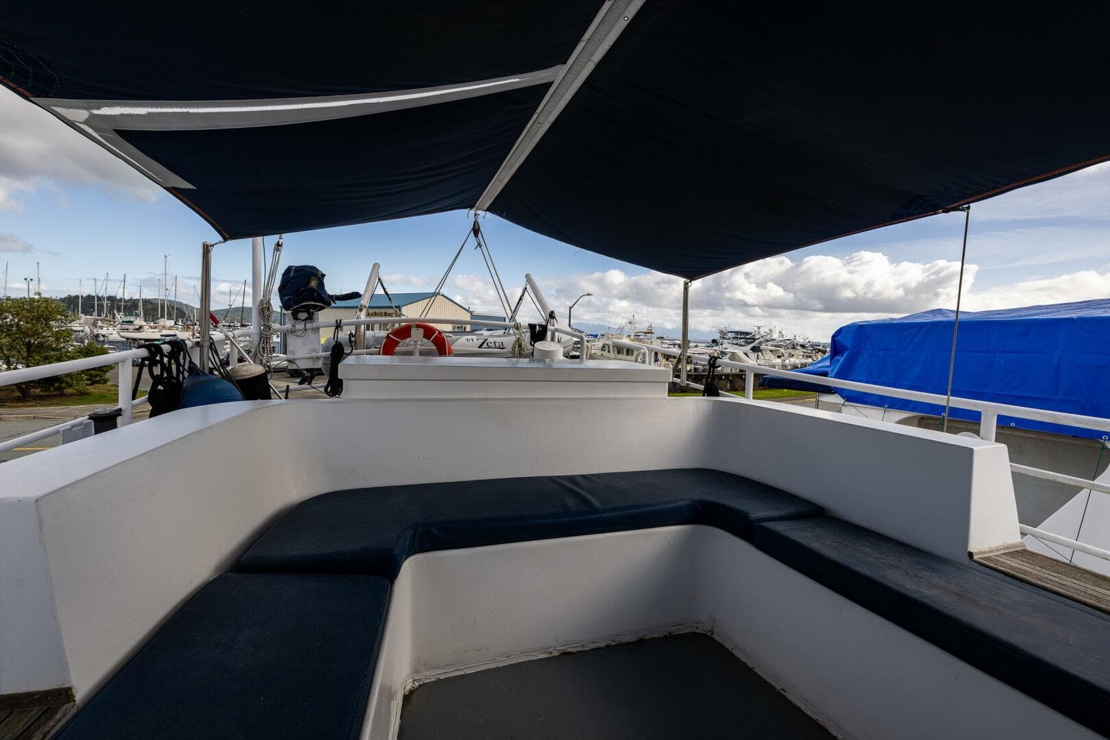 2009 Diesel Duck 41-Plus — photo 31