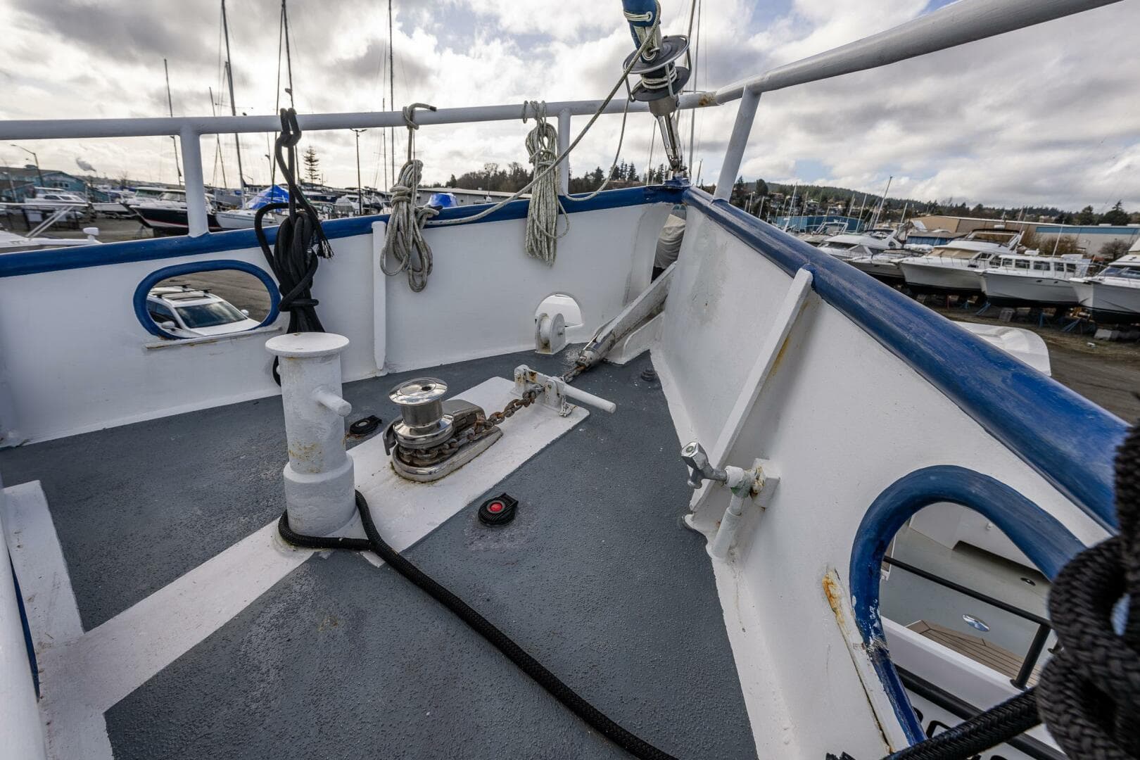 2009 Diesel Duck 41-Plus — photo 20