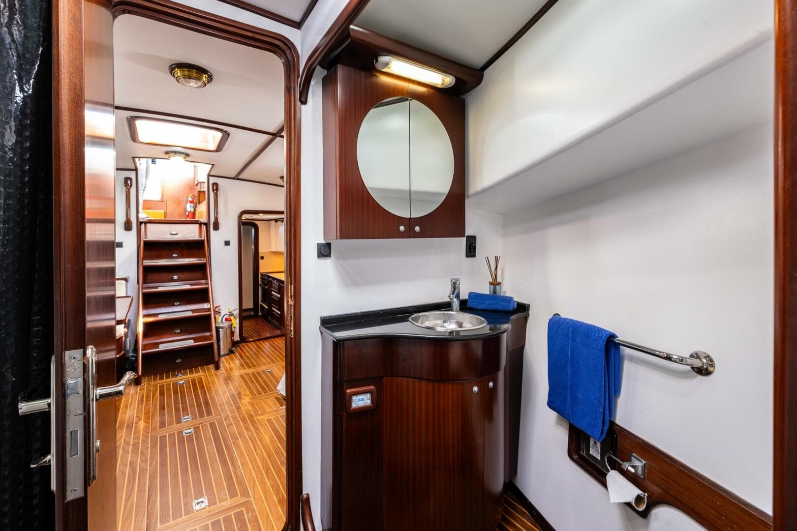 2009 Diesel Duck 41-Plus — photo 43