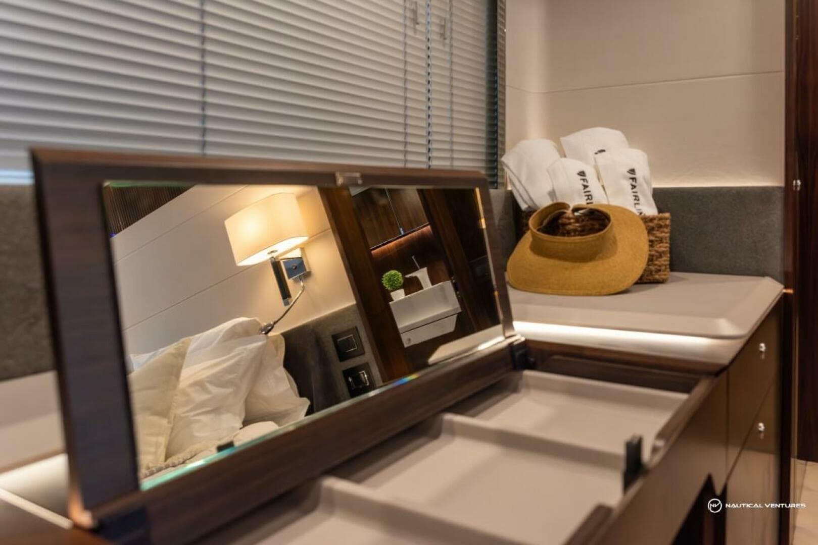 2023 Fairline Phantom 65 — photo 28