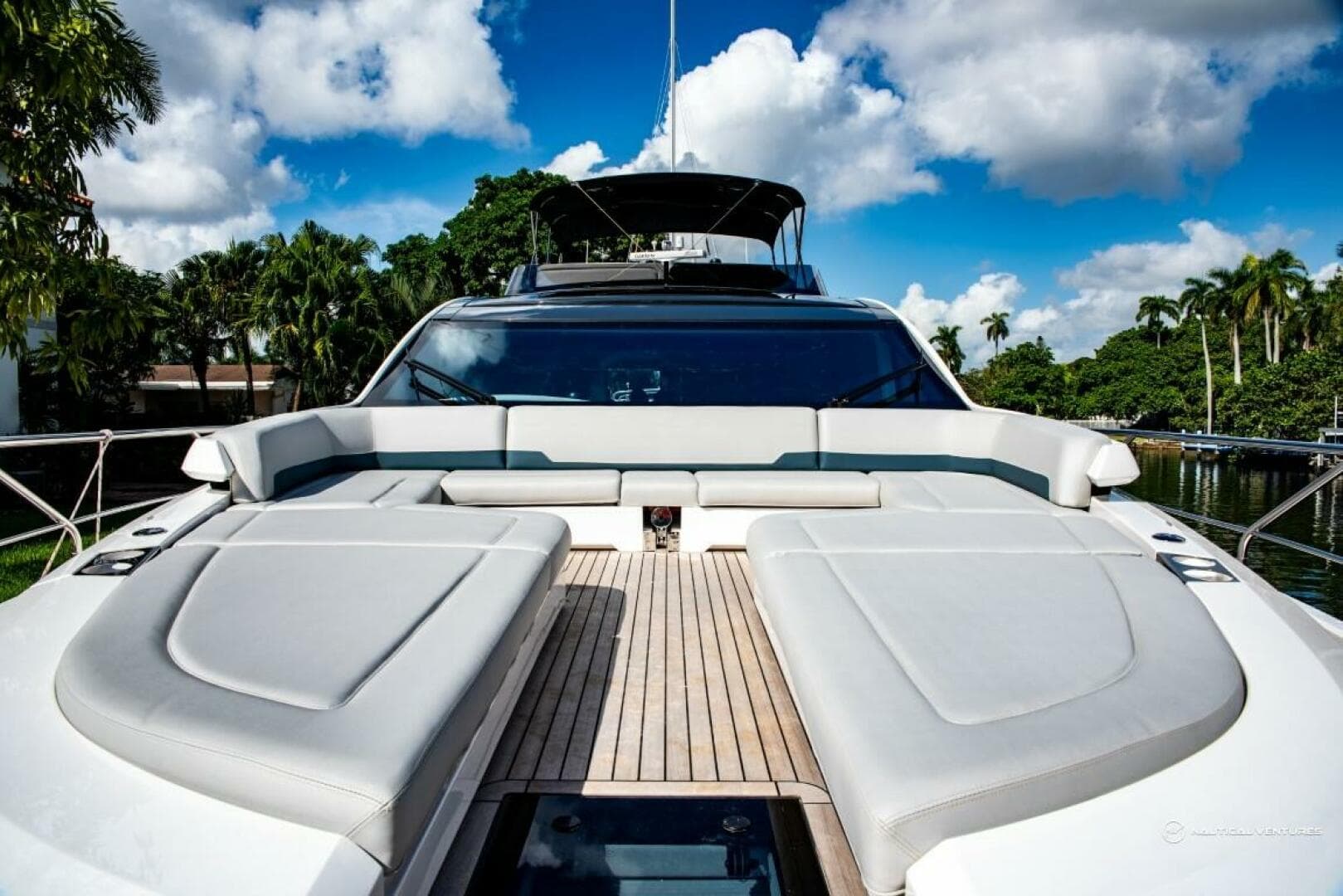 2023 Fairline Phantom 65 — photo 47