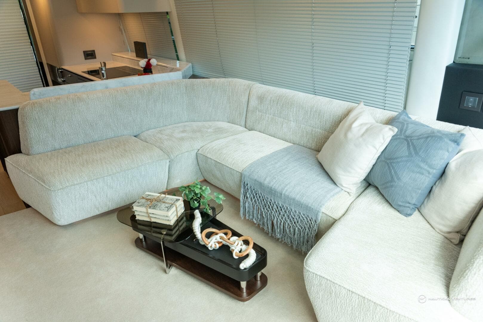 2023 Fairline Phantom 65 — photo 43